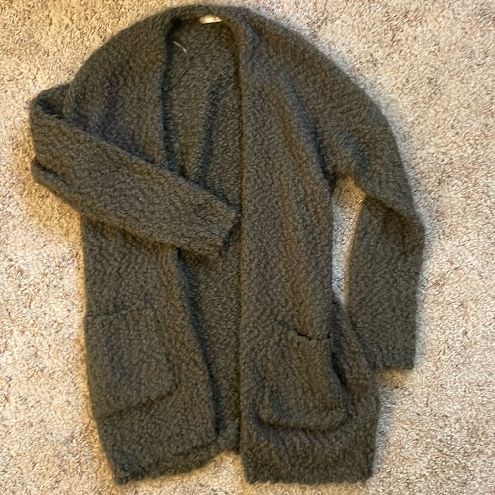 Long soft green Altar’d State Size Small sweater